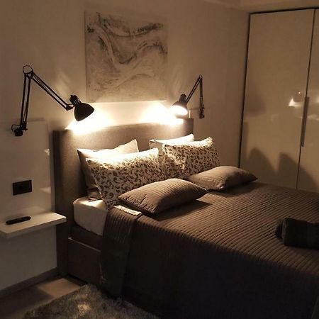 Apartman Vip, With Free Garage Parking Pula Extérieur photo