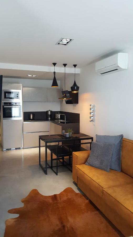 Apartman Vip, With Free Garage Parking Pula Extérieur photo