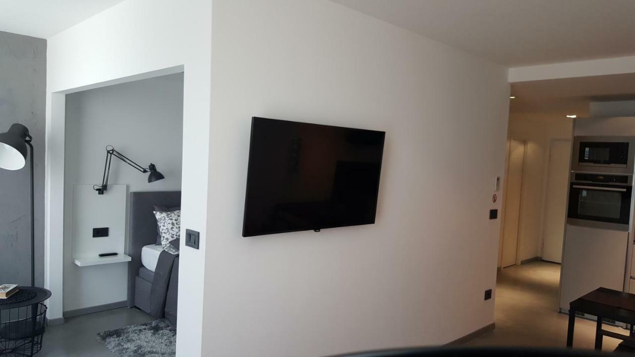 Apartman Vip, With Free Garage Parking Pula Extérieur photo