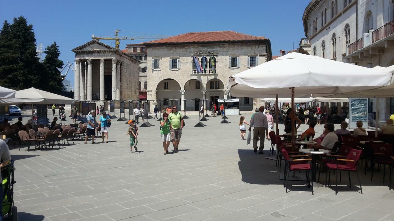 Apartman Vip, With Free Garage Parking Pula Extérieur photo